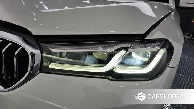 BMW 5 Series (G30) id 4267271 из Кореи 14