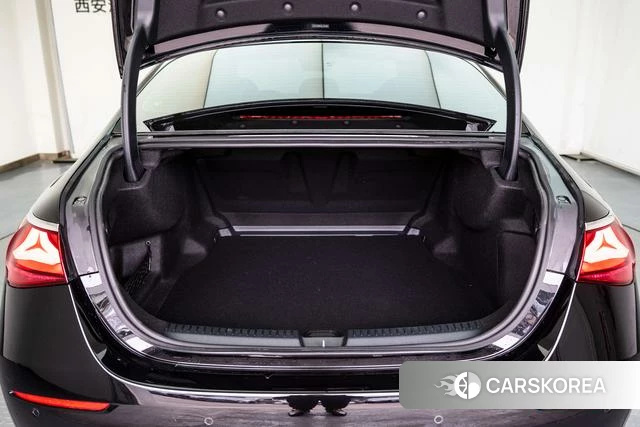 Mercedes-Benz E-class id 4260738 из Китая 14