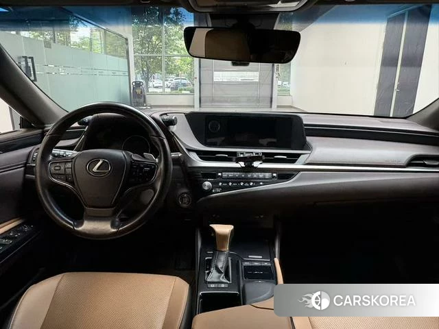 Lexus ES id 4276674 из Китая 14
