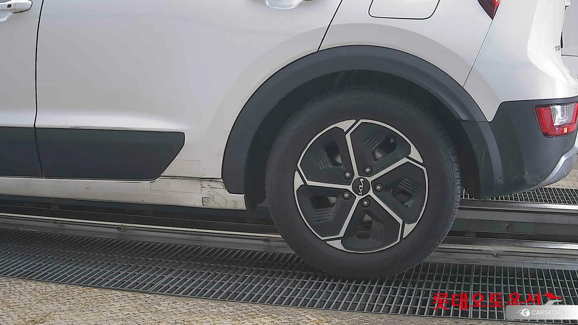 Kia Niro Hybrid id 3888396 из Кореи 14