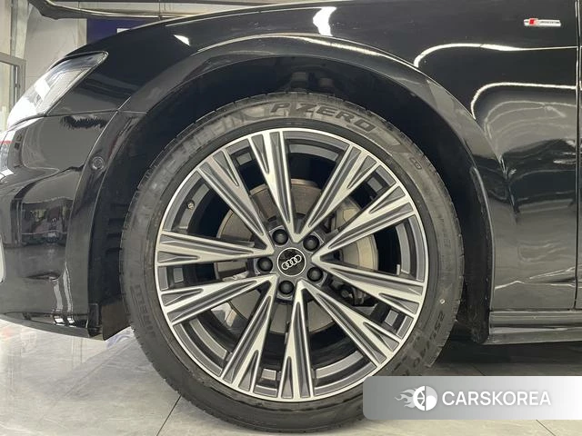 Audi A6L id 4272851 из Китая 14