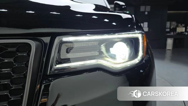 Jeep Grand Cherokee id 4519725 из Кореи 14
