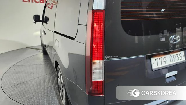 Hyundai Staria id 4309663 из Кореи 14
