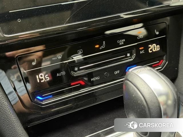 Volkswagen Magotan id 4394135 из Китая 14