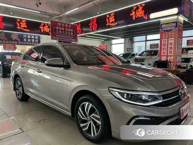 Volkswagen Bora id 4273632 из Китая 14