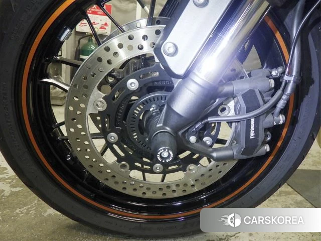 Kawasaki Z900RS CAFE id 3949140 из Японии 14