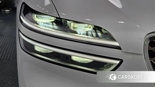 Genesis GV70 id 4871962 из Кореи 14