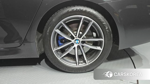 BMW 5 Series (G30) id 4744677 из Кореи 14