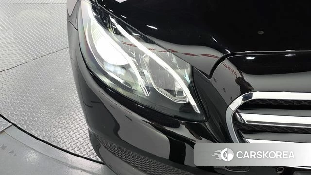 Mercedes-Benz E-Class W213 id 4657815 из Кореи 14