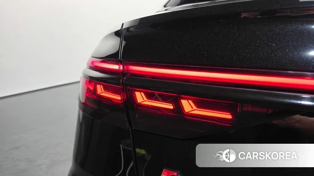 Audi A8 (D5) id 4712547 из Кореи 14
