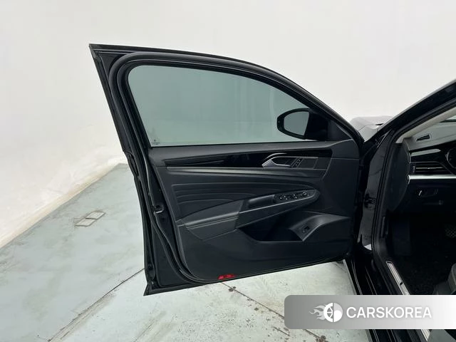 Volkswagen Passat id 4335865 из Китая 14