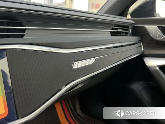 Audi A6L id 4259446 из Китая 14