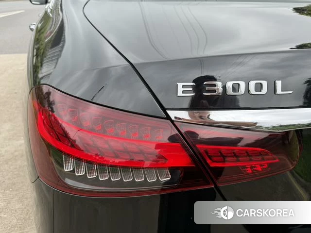Mercedes-Benz E-class id 4277628 из Китая 14