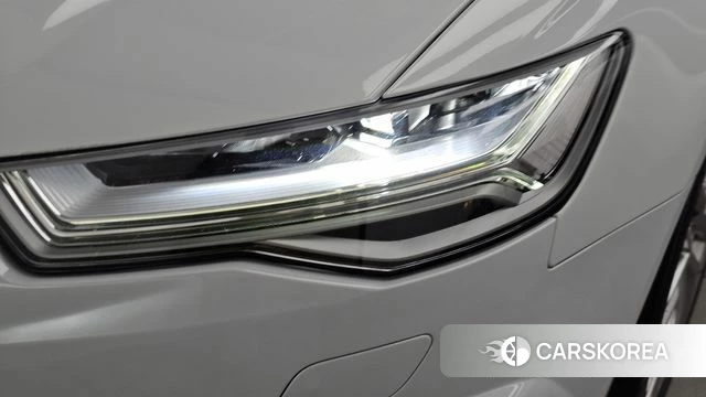 Audi New A6 id 4794956 из Кореи 14