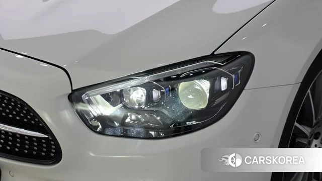 Mercedes-Benz E-Class W213 id 4609599 из Кореи 14