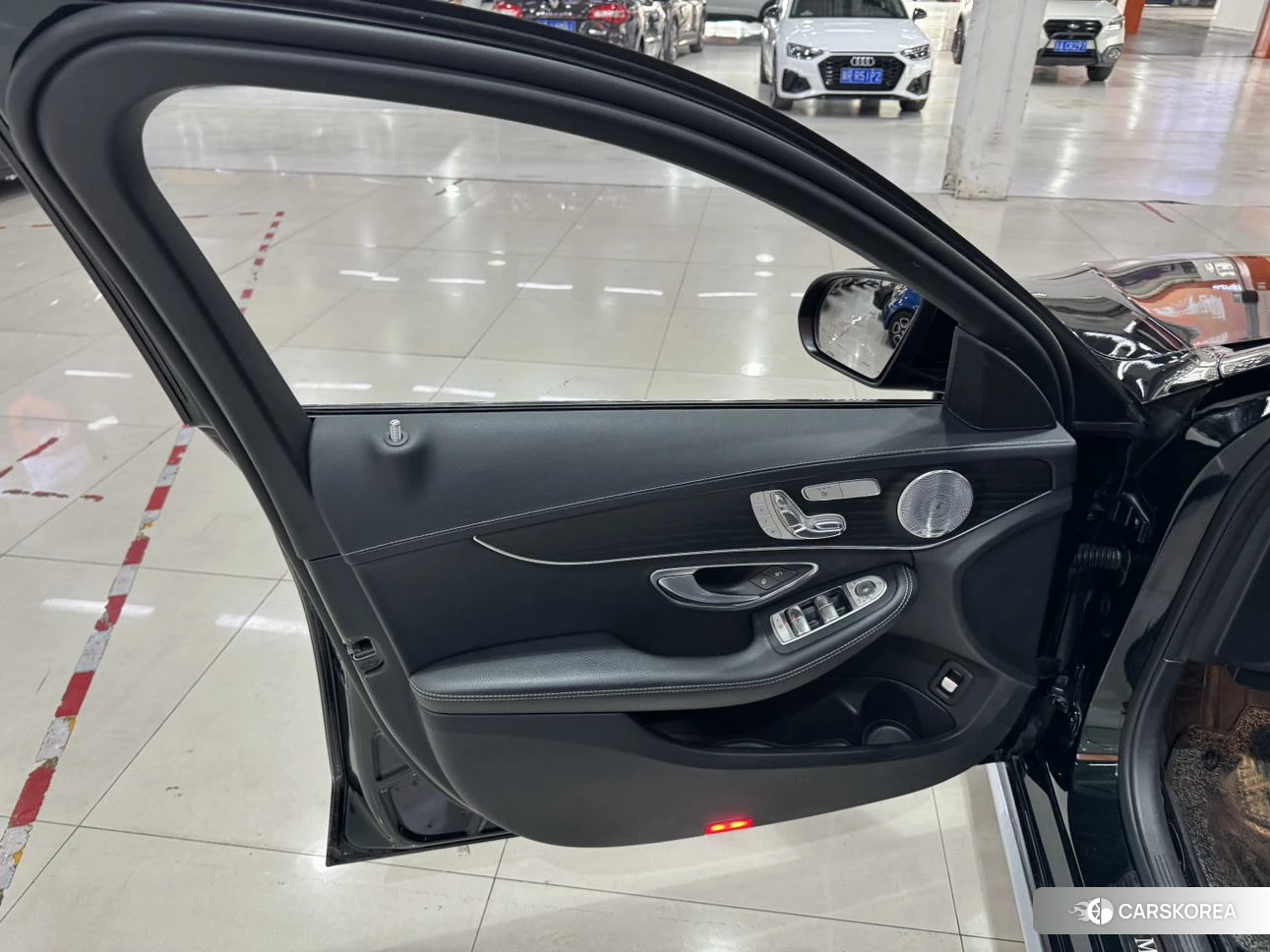 Mercedes-Benz Class C id 4405880 из Китая 14