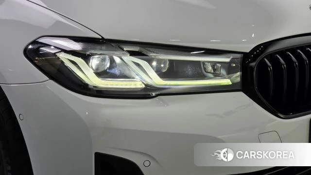 BMW 5 Series (G30) id 4675692 из Кореи 14