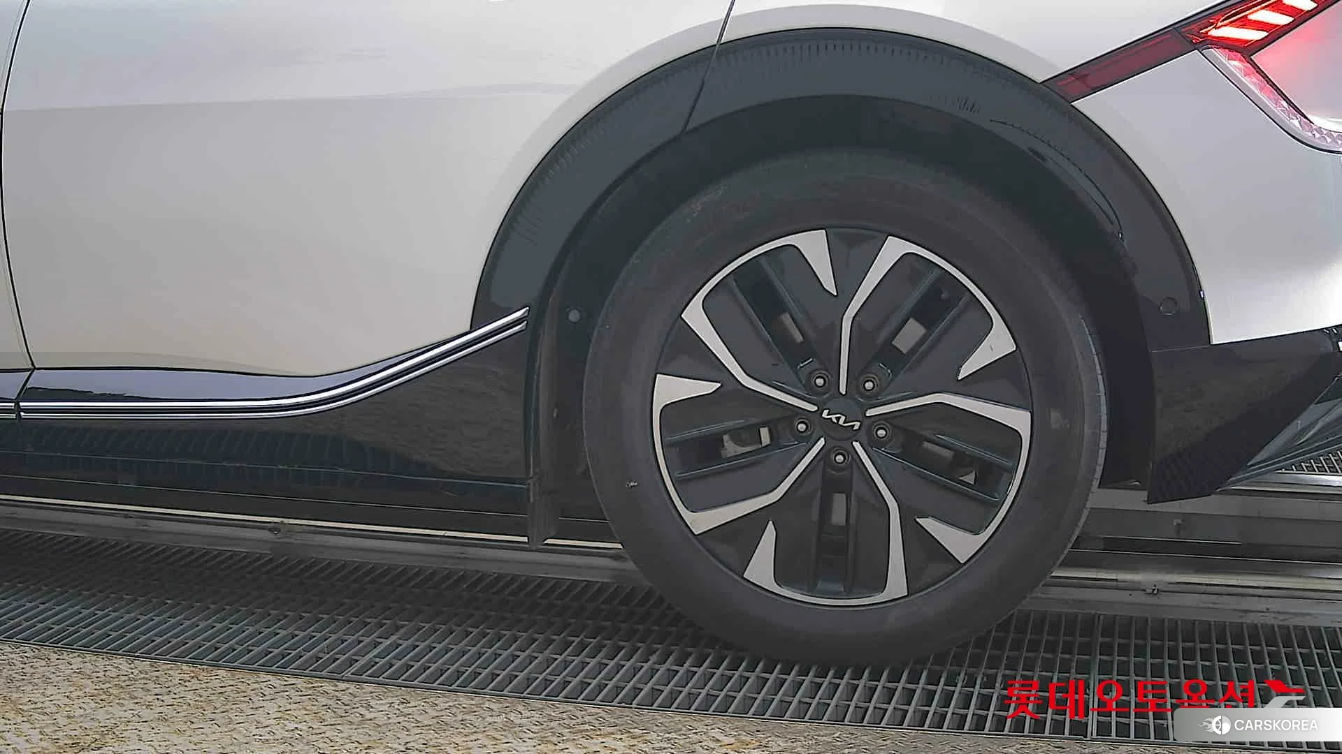 Kia EV6 id 3888370 из Кореи 14