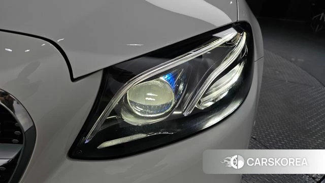 Mercedes-Benz E-Class W213 id 4651968 из Кореи 14