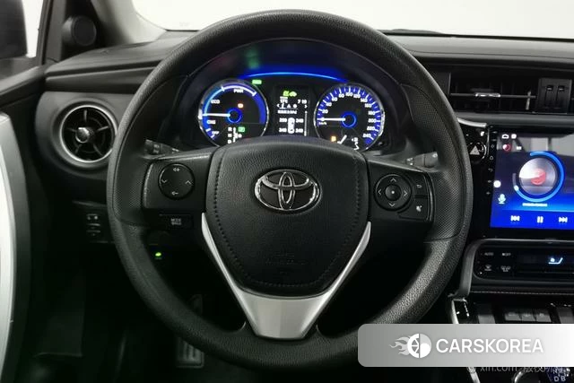 Toyota Corolla dual engine E+ id 4276506 из Китая 14