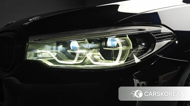 BMW 5 Series (G30) id 4508043 из Кореи 14