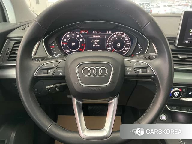Audi Q5L id 4205738 из Китая 14