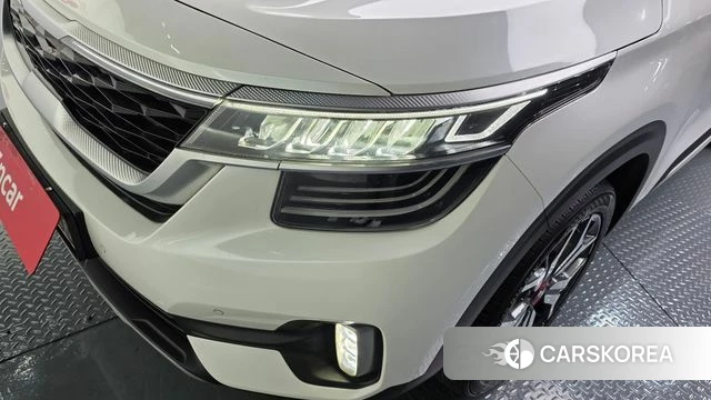 Kia Seltos id 4338360 из Кореи 14