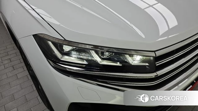 Volkswagen Touareg 3rd generation id 4279501 из Кореи 14