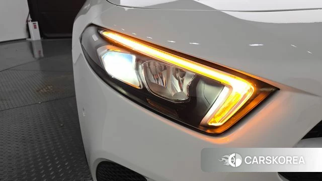 Mercedes-Benz A-Class W177 id 4482229 из Кореи 14