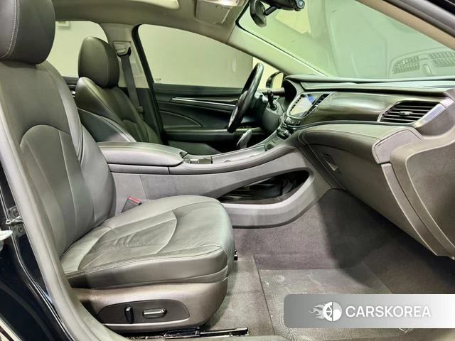 Buick Lacrosse id 3804909 из Китая 14