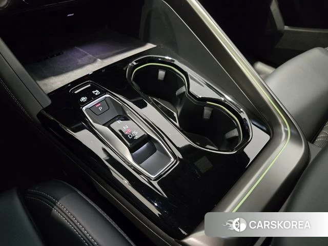 Audi Q5L id 4026794 из Китая 14