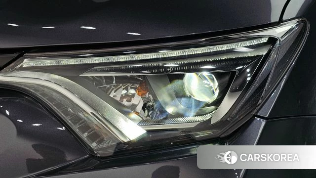 Toyota RAV4 id 4483241 из Кореи 14