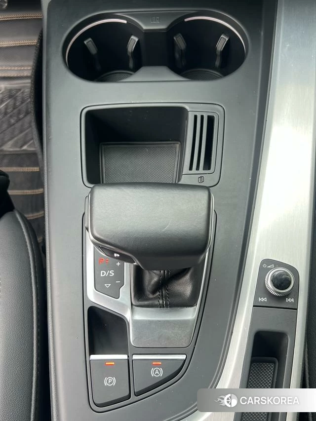 Audi A4L id 4262622 из Китая 14