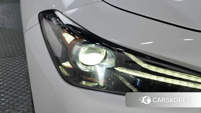 Genesis G70 id 4483386 из Кореи 14