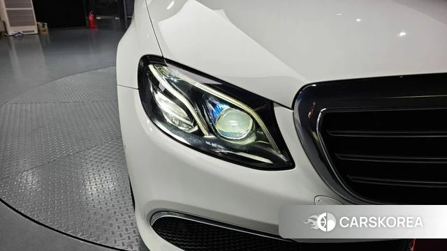 Mercedes-Benz E-Class W213 id 4305207 из Кореи 14