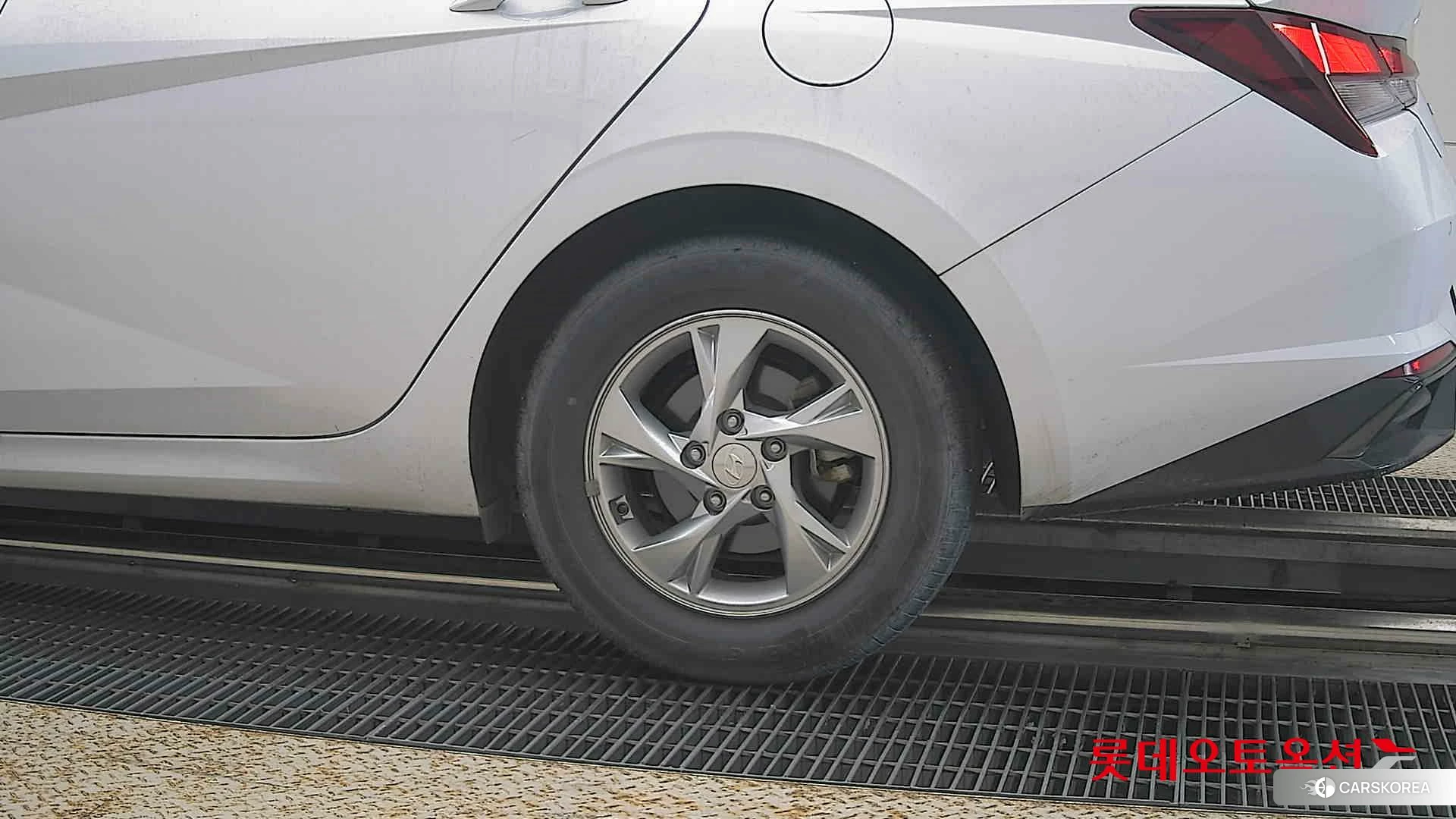 Hyundai Avante id 4902560 из Кореи 14