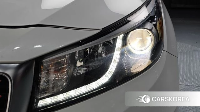 Kia All New Carnival id 4574562 из Кореи 14