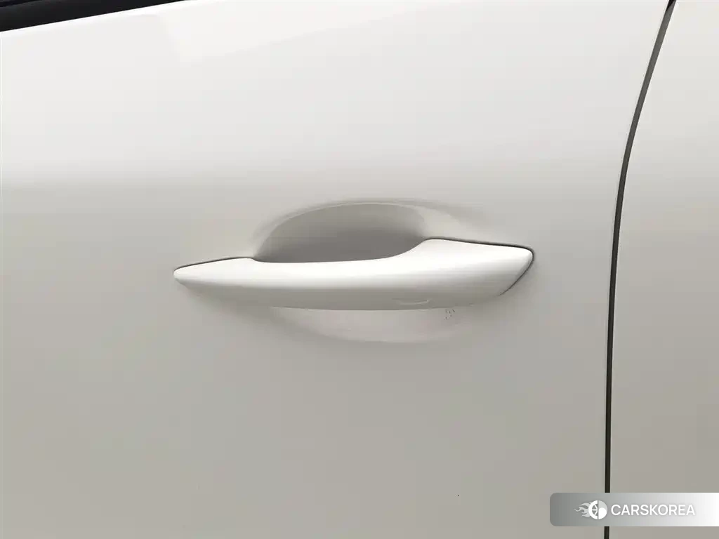 Mazda 3 id 4547377 из Китая 14