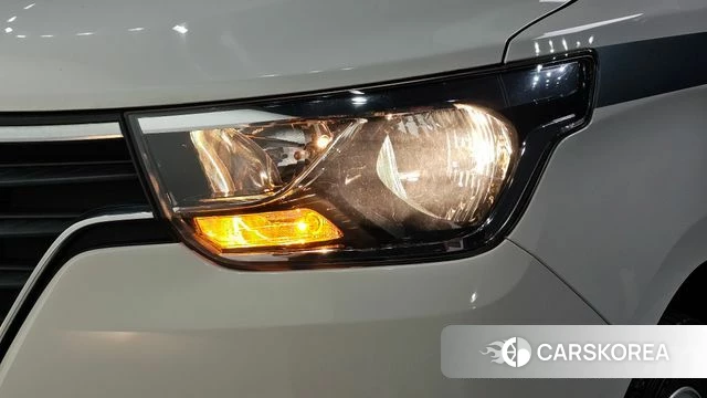Hyundai The New Grand Starex id 4562244 из Кореи 14