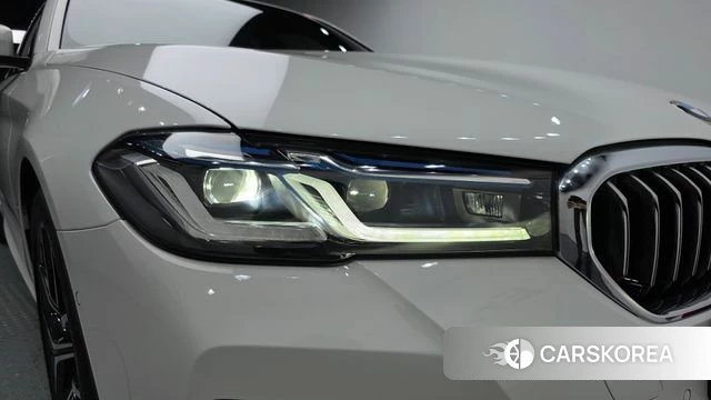 BMW 5 Series (G30) id 4354610 из Кореи 14