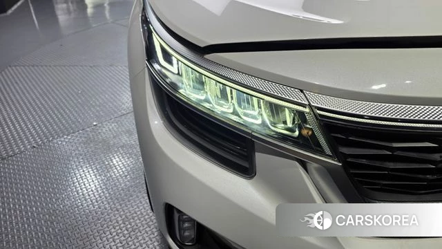 Kia Seltos id 4294418 из Кореи 14