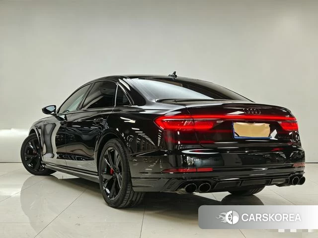 Audi A8 id 4208913 из Китая 14