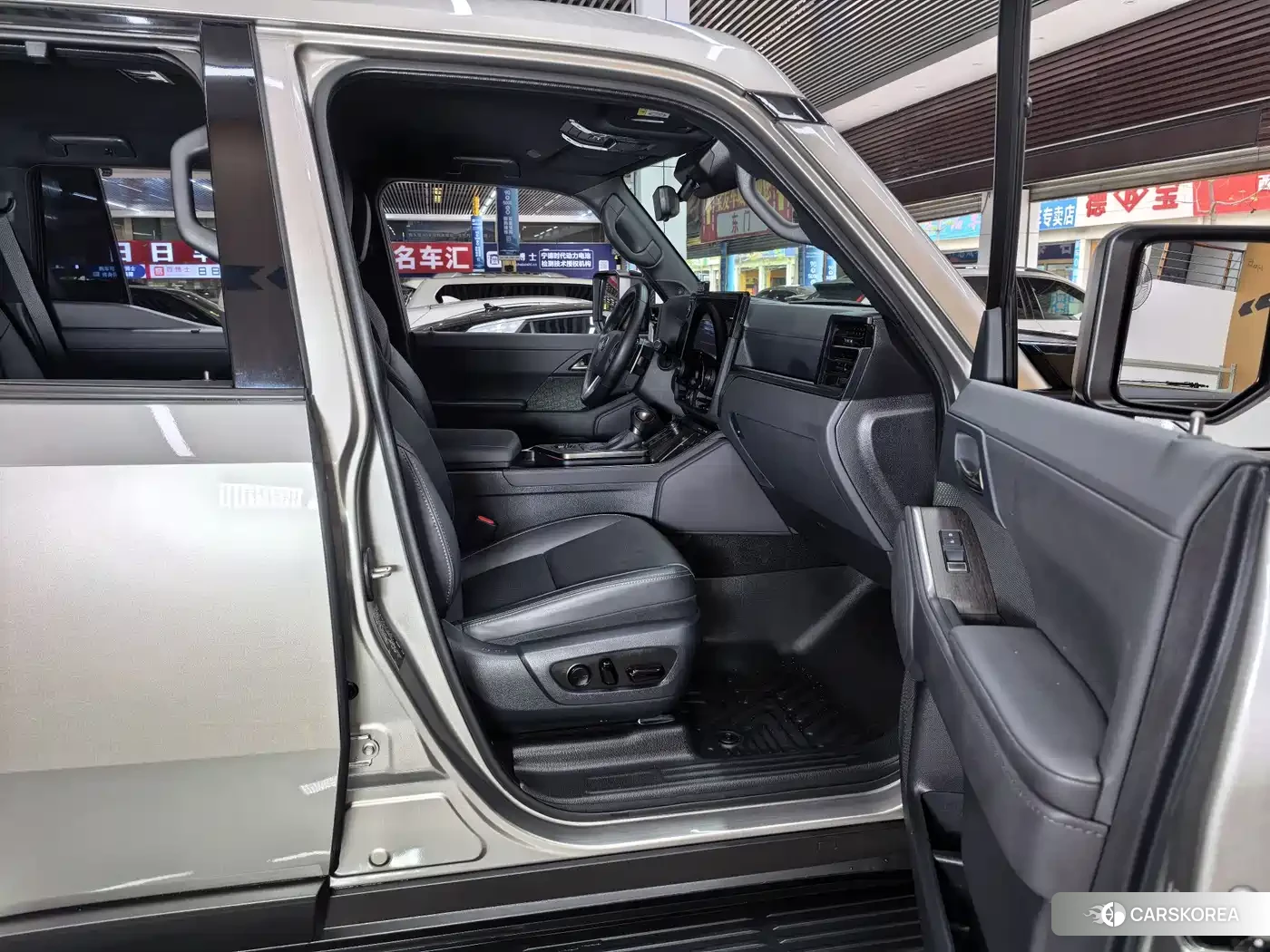 Lexus GX id 4589412 из Китая 14