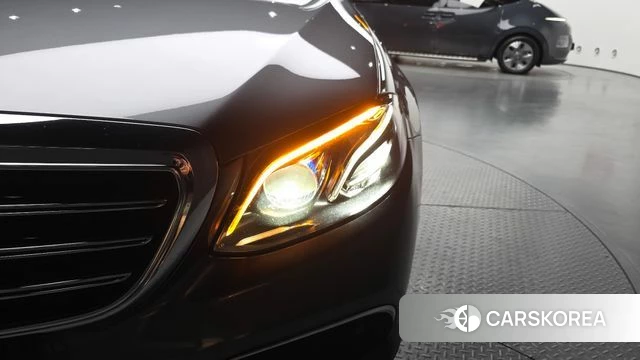 Mercedes-Benz E-Class W213 id 4712605 из Кореи 14