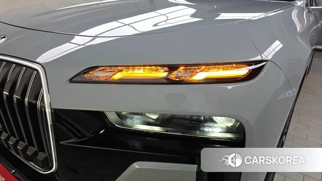BMW 7 Series (G70) id 4308574 из Кореи 14