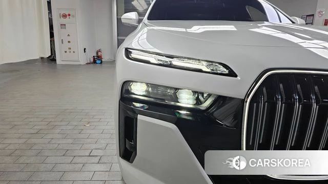 BMW i7 (G70) id 4655510 из Кореи 14