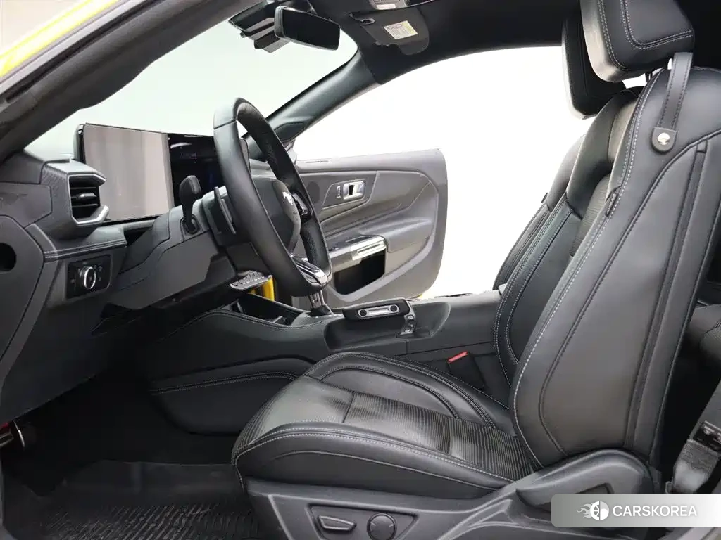 Ford Mustang id 4548180 из Китая 14