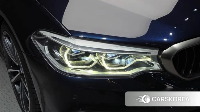 BMW 5 Series (G30) id 4574534 из Кореи 14