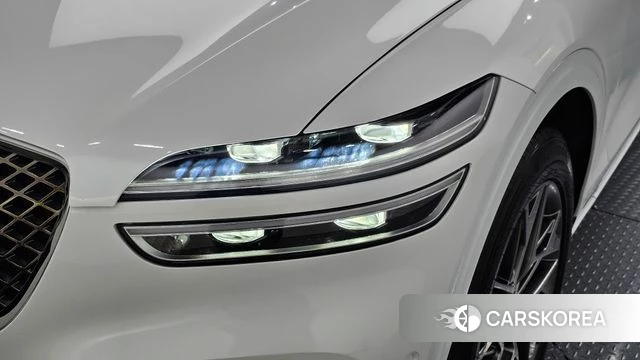 Genesis GV70 id 4501600 из Кореи 14