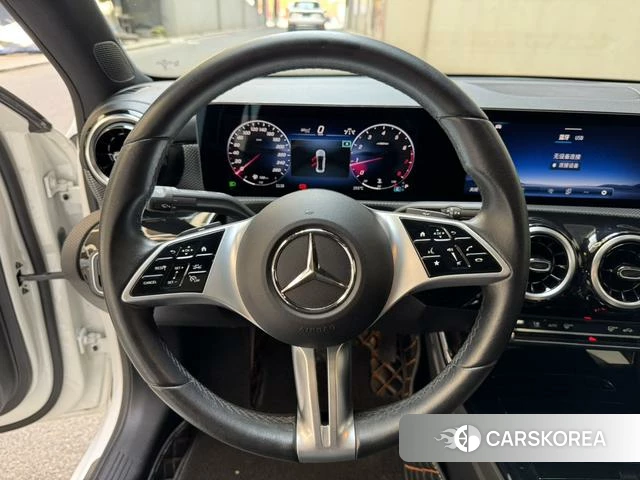 Mercedes-Benz Class A id 4206954 из Китая 14